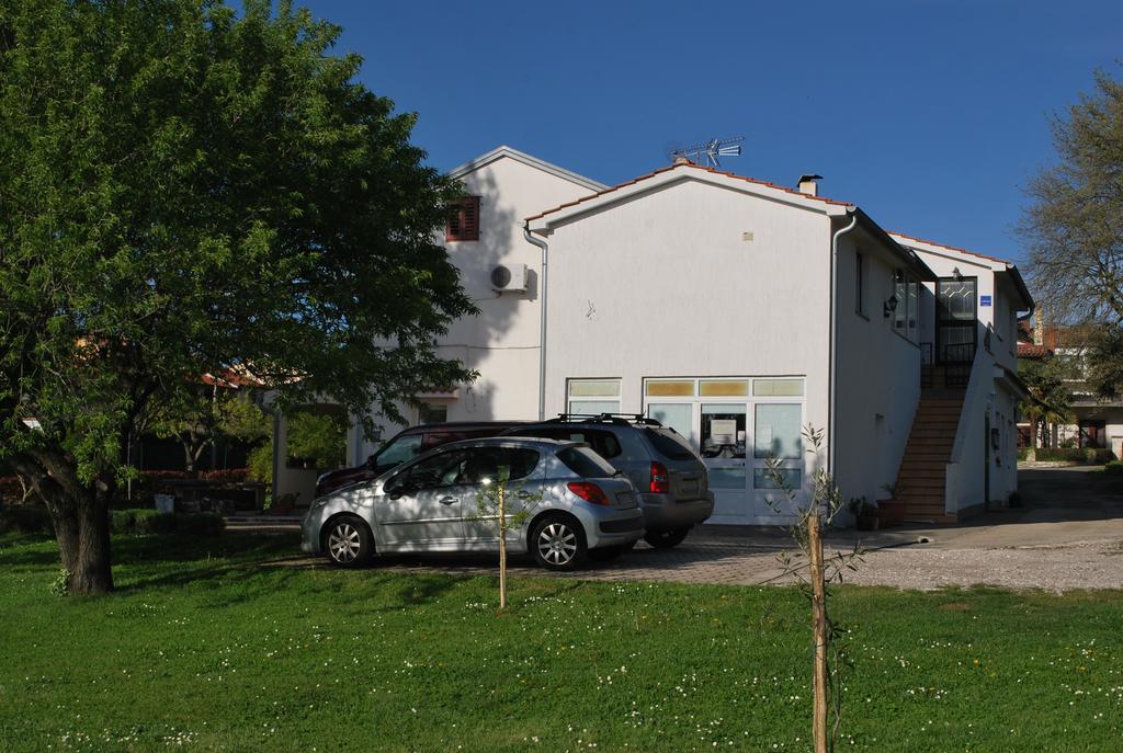Apartment Rama Porec Exterior photo